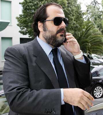 Πέντε εκατ. θέλει για του χρόνου από τον… Ολυμπιακό ο Πατέρας