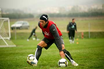 Έφτασε η αδειοδότηση του ΠΑΟΚ, τρεις εβδομάδες εκτός ο Μπιζέρα