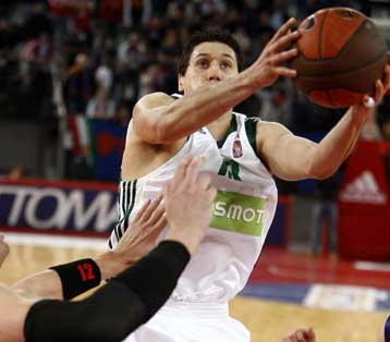 Από το βράδυ της Δευτέρας ο Ολυμπιακός, για τον Διαμαντίδη