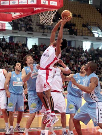 Ολυμπιακός και Παναθηναϊκός έκαναν εύκολα το πρώτο βήμα