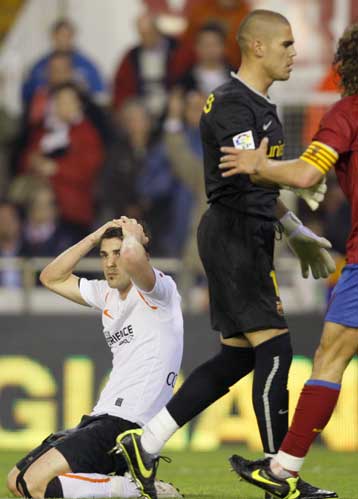 Στο 86ο λεπτό σώθηκε η Μπαρτσελόνα στο «Μεστάγια», νίκη παραμονής για την Αλμερία