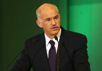 Δημοψήφισμα για την καταδίκη της κυβέρνησης οι ευρωεκλογές, δηλώνει ο Γ.Παπανδρέου