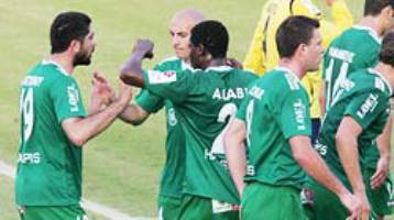 Δεύτερη και μαθηματικά η Ομόνοια μετά το 2-0 επί της ΑΕΛ