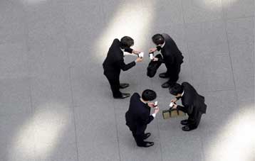 Μείωση του ΑΕΠ κατά 3,3% αναμένει η ιαπωνική κυβέρνηση