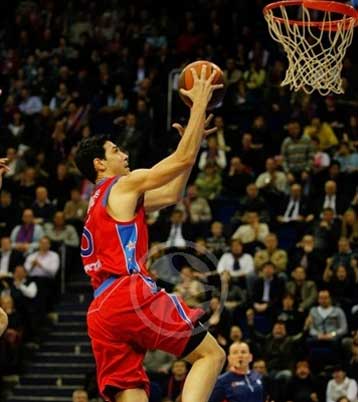 «Ο πιο τυχερός θα πάρει το τρόπαιο» υποστηρίζει ο Νίκος Ζήσης