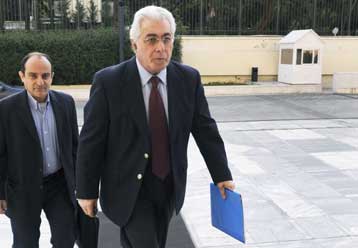 Παρατείνεται η αγωνία στο θέμα Παυλίδη με φόντο νέους καταθέσεις και νέα Επιτροπή