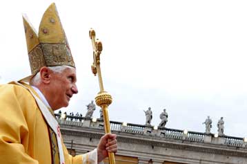 Τη σεισμόπληκτη Λ Ακουιλα επισκέπτεται ο Πάπας Βενέδικτος ΙΣτ