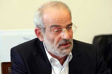 «Τέρμα πια στο βούρκο Μανούση-Παυλίδη στην ακτοπλοΐα» λέει ο Αλέκος Αλαβάνος