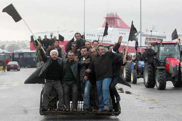 Κινητοποίηση έξω από το Μέγαρο Μαξίμου προγραμματίζουν οι αγρότες της Κρήτης