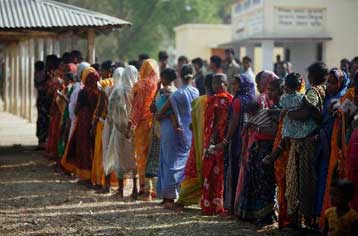 Ανοιξαν οι κάλπες της τρίτης φάσης των εκλογών στην Ινδία