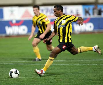 Ο Τζούνιορ ανανέωσε το συμβόλαιό του με τον Εργοτέλη για άλλα δύο χρόνια