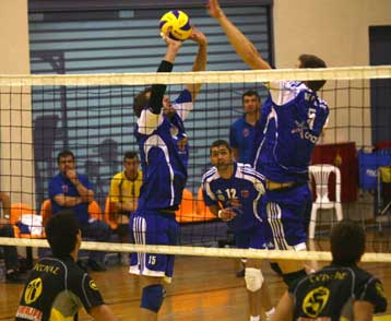 Ευρώπη… μυρίζει στη Σύρο μετά το 3-1 σετ στη Θεσσαλονίκη