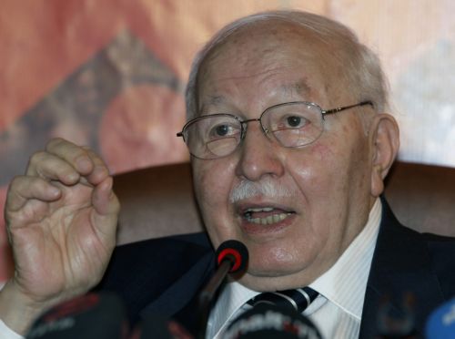 Ο ηγέτης της Χαμάς θα παραστεί στην κηδεία του Ερμπακάν στην Τουρκία