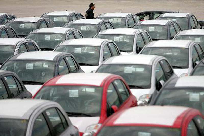 Η απόσυρση περνά τα βρετανικά σύνορα