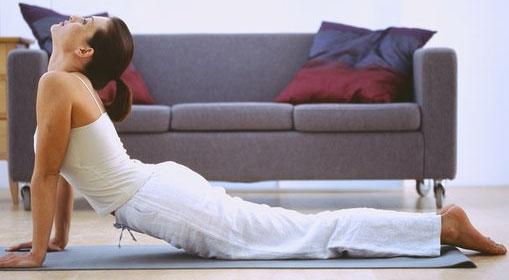 Γυμναστική στο σπίτι: 45 λεπτά για ένα σφριγηλό σώμα