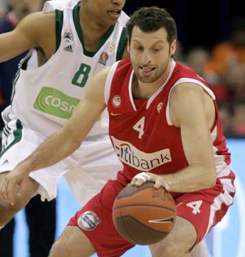 Οπαδός της ΤΣΚΚΑ θα είναι στον τελικό ο Παπαλουκάς