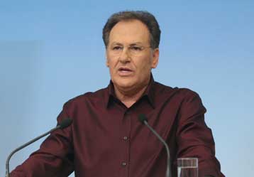 Σε αναζήτηση κορυφαίων για το ευρωψηφοδέλτιο η ΝΔ και το ΠΑΣΟΚ