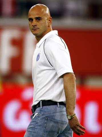 «Ο Ολυμπιακός φαβορί» δηλώνει ο Κετσπάγια εν όψει του τελικού με την ΑΕΚ