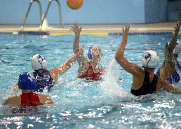 Βήμα τελικού για Βουλιαγμένη, Εθνικό νικώντας ΝΕΠ και Ολυμπιακό