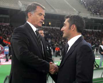 «Αφωνος» ο Βαλβέρδε, με ψηλά το κεφάλι ο Μπάγεβιτς