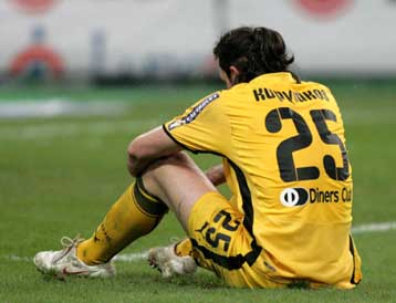 Απογοήτευση στην ΑΕΚ και τραυματισμός του Κυργιάκου