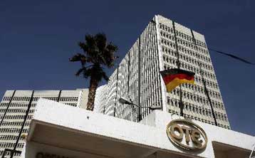 Έκθετη η κυβέρνηση για την «αδιαφανή συμφωνία εκχώρησης» του ΟΤΕ, λέει το ΠΑΣΟΚ