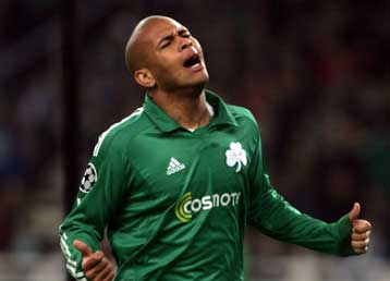 «Χάνει» ο Γκάμπριελ τον ΠΑΟΚ, αμφίβολος και για την ΑΕΚ