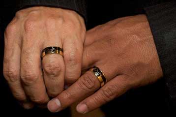 Ακυρώθηκαν από το Πολυμελές Πρωτοδικείο Ρόδου οι γάμοι των ομόφυλων ζευγαριών