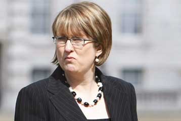 Λίστα με ανεπιθύμητα πρόσωπα δημοσιοποίησε η Βρετανία