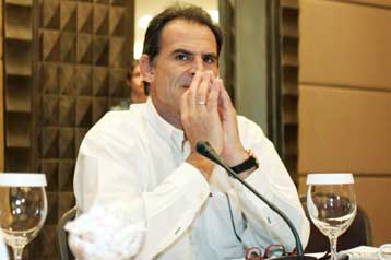 Οι προτάσεις του Πανόπουλου για τα πλέι οφ και τα πλέι άουτ