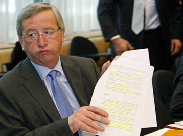 Στα πρόθυρα κοινωνικής αναταραχής, λόγω ανεργίας, προειδοποιεί η ΕΕ