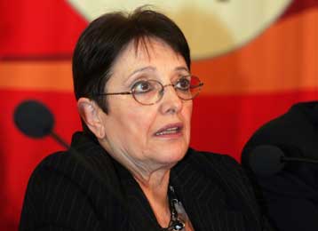 Συζήτηση για την ουσία και ενίσχυση του ΚΚΕ στην ευρωκάλπη ζητά η Αλ.Παπαρήγα