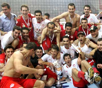 Ο Ολυμπιακός πρωταθλητής Ελλάδος στο βόλεϊ με νίκη 3-0 σετ επί του Παναθηναϊκού