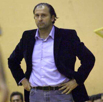 Αμεση λύση για να παίξει ο ΠΑΟΚ στο πρωτάθλημα αναζητά ο Πρέλεβιτς