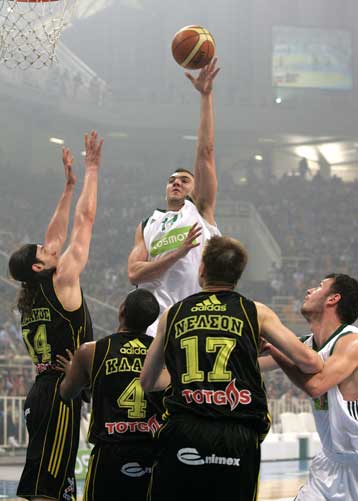 Ο Παναθηναϊκός δυσκολεύτηκε αλλά έκανε το 1-0 επί του Αρη