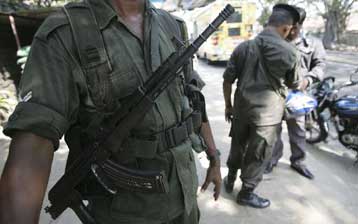 Για δολοφονία αμάχων κατηγορούν το στρατό της Σρι Λάνκα οι αντάρτες Ταμίλ