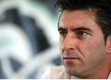 Φεύγω, δήλωσε απογοητευμένος ο Ζαγοράκης