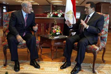 Χωρίς σαφείς δεσμεύσεις για παλαιστινιακό κράτος ο Νετανιάχου στην Αίγυπτο