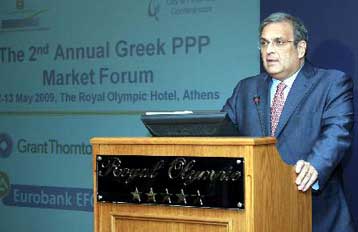 Η ελληνική οικονομία παρουσιάζει μεγαλύτερες αντιστάσεις στην κρίση, λέει ο Γ.Παπαθανασίου