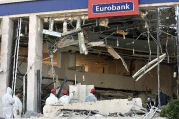 Συνεχίζονται οι έρευνες της Αντιτρομοκρατικής για την επίθεση στην Αργυρούπολη