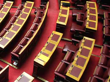 Αποκαλύψεις στην υπόθεση της Siemens με φόντο την κλειστή Βουλή