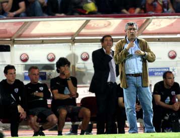 Ο Σάντος επέκρινε τον Ίβιτς, ενώ ο Ουζουνίδης ανέλαβε την ευθύνη