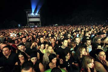 Και άλλες συναυλίες στην Ευρώπη ακυρώνουν οι Depeche Mode