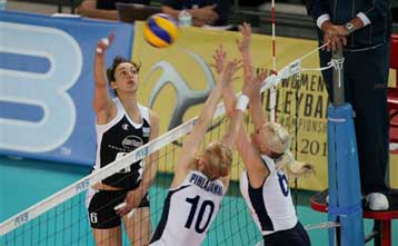 Νίκησε τη Φινλανδία και εξακολουθεί να ελπίζει σε πρόκριση η εθνική βόλεϊ γυναικών