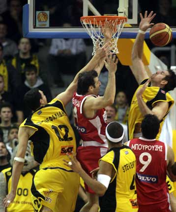 «Σίφουνας» ο Ολυμπιακός κέρδισε και στο Μαρούσι