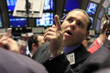 Συγκρατημένα κέρδη σε Νέα Υόρκη και Ευρώπη την Πέμπτη