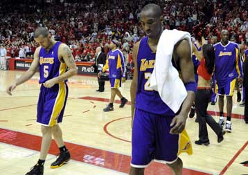 Σε έβδομο ματς πήγαν οι ημιτελικοί Ορλάντο – Σέλτικς και Λέικερς – Χίούστον