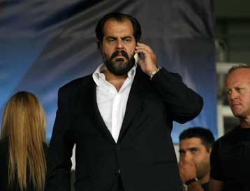 «Θα σας κρεμάσω τα δελτία στον τοίχο» είπε ο έξαλλος Πατέρας στους παίκτες του ΠΑΟ