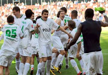 Η Βόλφσμπουργκ δέχτηκε με χαρά το «δώρο της Μπάγερν» και προβάρει το στέμμα