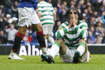 Μόνη πρώτη η Ρέιντζερς στα πλέι οφ της Σκωτίας